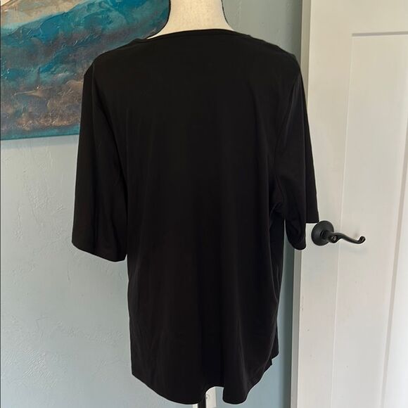 Quacker Factory Floral Embroidered Black Top - Picture 3 of 7